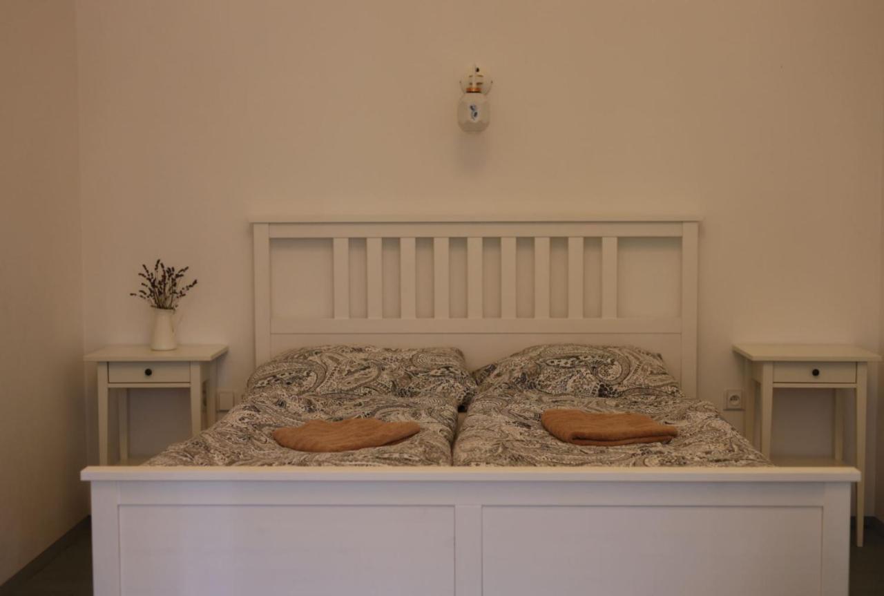 La Bobul Apartments Drnholec 외부 사진