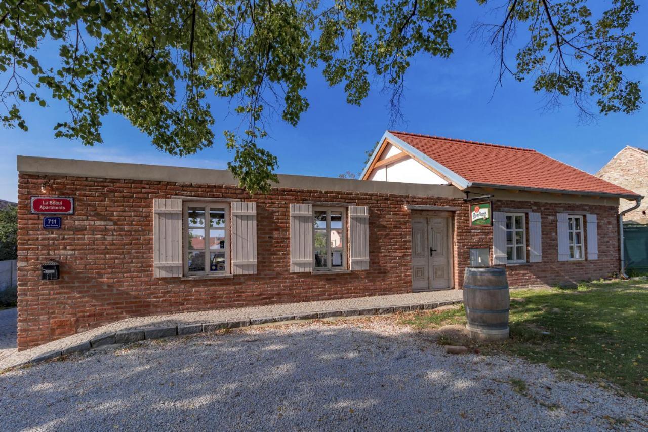 La Bobul Apartments Drnholec 외부 사진